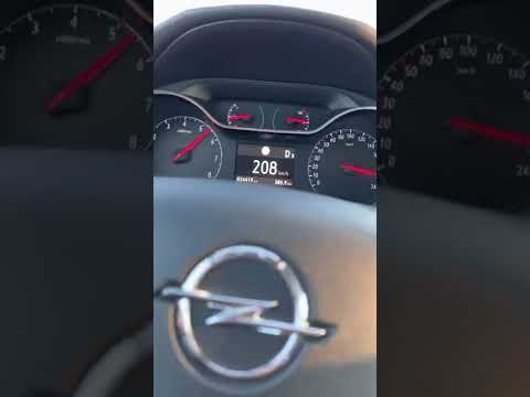 🚀 Opel Crossland 2021 STOCK | 100-200 km/h Kickdown Test! 🔥 | 06GCars06