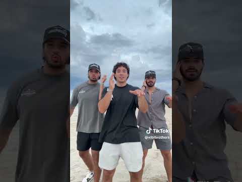 Quando essa aqui tocar 🕺 - #tiktok #dança #comodançar #reels #fyd