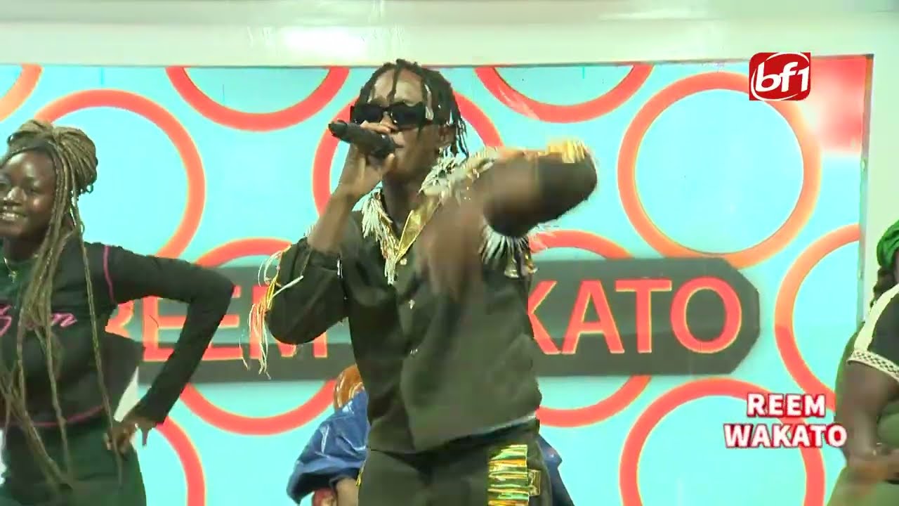 L'artiste Saric célèbre le Burkina Faso et ses valeurs à travers son titre "Mon pays" à Reem Wakato