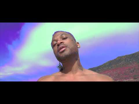 Sellah - Fall In Love (Official Music Video)