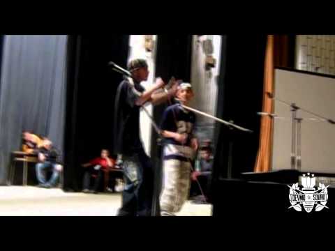 Skinny feat. Demuna - Истинска история (Live-Video 2010)