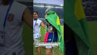 Download lagu Gemuruh stadion meneriakkan nama Ciro Alves setelah PERSIB mengalahkan Persija 🏟️ #persib #shorts mp3