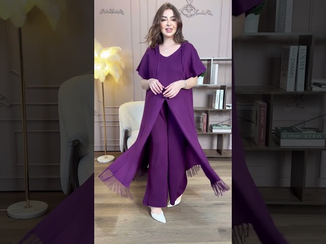 طقم شتوي قطعتين واسع بنفسجي مزين بهدب لإطلالة دافئة