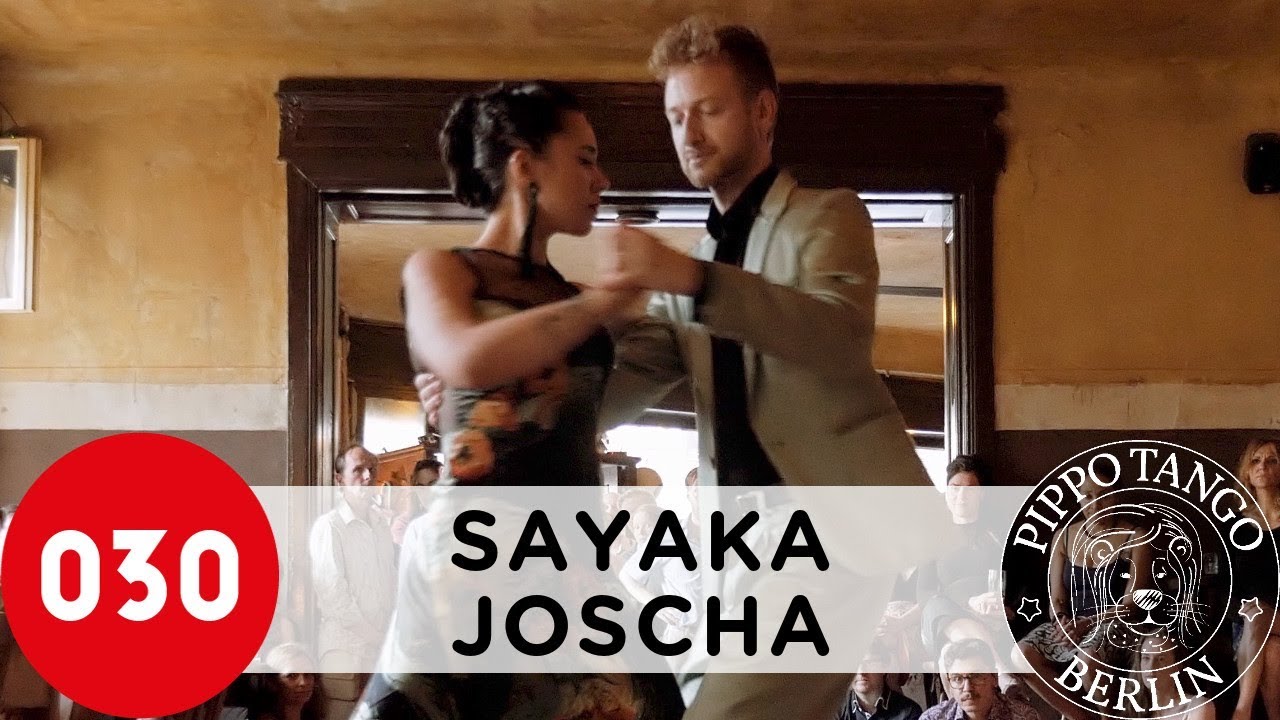 Sayaka Higuchi and Joscha Engel – A media luz