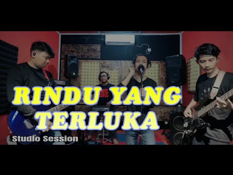 Rindu yang terluka - Profile Band (live session)