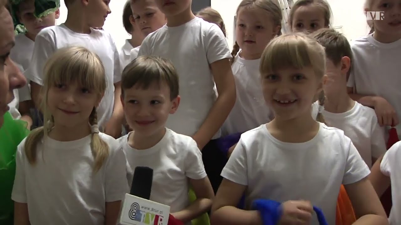 Przedszkolaki na dzień mamy i taty