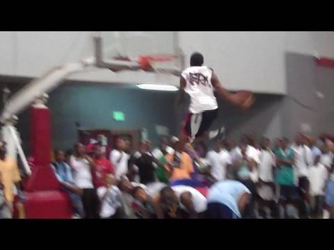 TFB::Dunks:: 6'2" Werm KILLS Dunk Contest in Nassau, Bahamas - Lob Windmill over 6 people!!