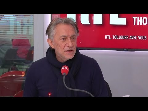 Théâtres fermés : "Je prends ça comme une fatalité", confie Richard Berry