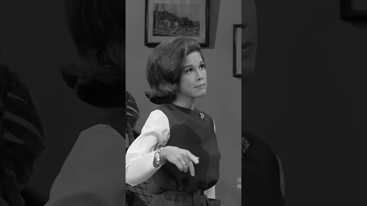 The Unscripted Magic of Mary Tyler Moore on The Dick Van Dyke Show