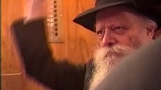 New Footage: Purim 5751 with the Rebbe