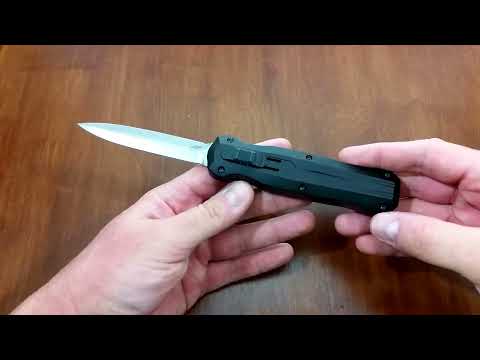 Benchmade Pagan OTF Automatic Knife - A Very Capable Tactical Switchblade