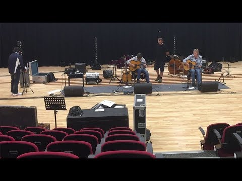 Hank Marvin Gypsy Jazz (May) 2015 - Rehearsal - Christchurch, NZ