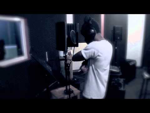 tya vuitton - session studio enregistrement du titre jack daniels