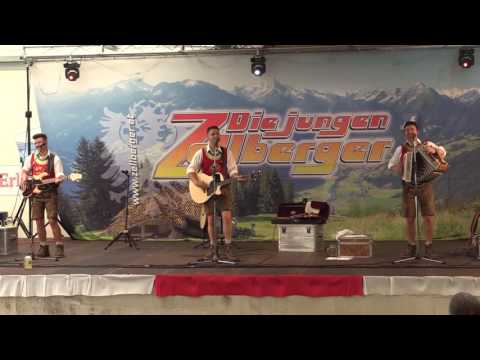 Jungen Zellberger und mit dem Ratschen Kllaus