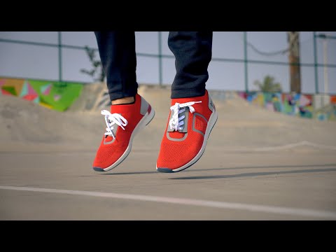 Blue mens sports shoes