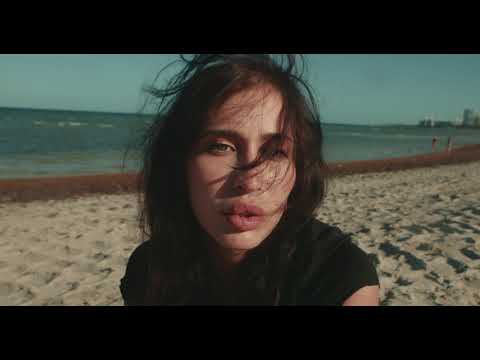 LA GURU | Cold S3x ( Letra )