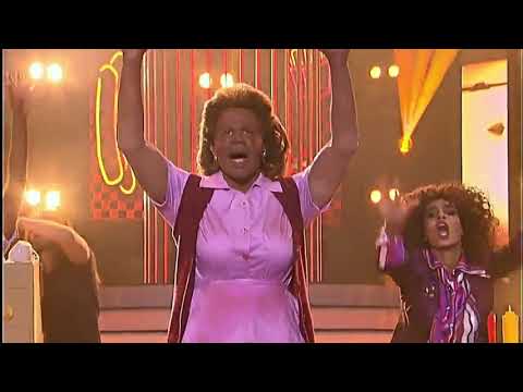 Tomáš Bezdeda ako Aretha Franklin - Think