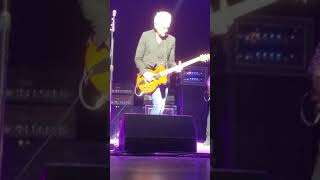 Lindsey Buckingham - Dallas Tx 11-6-18 - end solo for Slow Dancing
