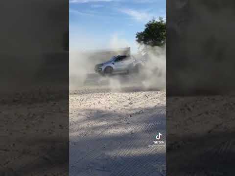 Ford Raptor spinning