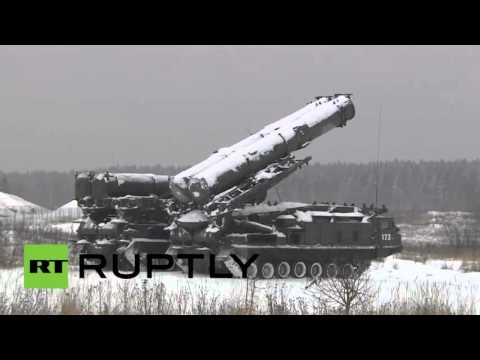 S 300VM air defense systems taken for test spin outside Moscow