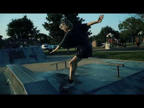 Skate: 60 Seconds (featuring music from Jean Dawson)