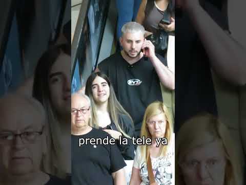 😱​​¿WANDA Y LA CHINA A LAS PIÑAS?!🥊 - Broma cámara oculta escaleras mecánicas #argentina