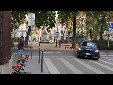 #86 Francja elegancja