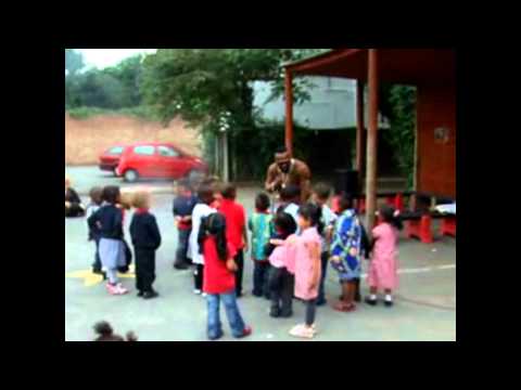 ESHO-B - Supporting International Week in London Victory Primary School