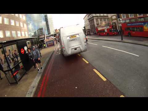 LX60 AUC - Abbey Travel, MGIF to red light20150826