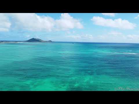 FLYING OVER KAILUA BEACH & EASTERN OAHU, HAWAII 4K Aerial Footage + Music for Deep Relaxation