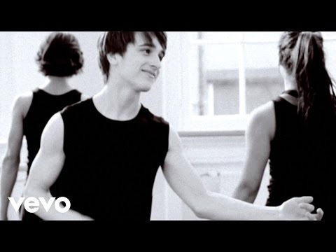 Ralf - Piano & Guitar