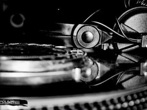 MASH UP Flip Machine Vs  Mc Hammer   You Can't Touch This Mana Mana