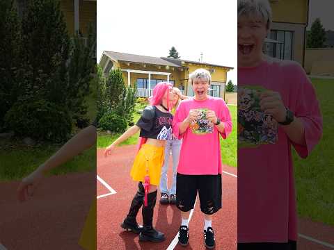 Сможет ли он получить поцелуй от KPOP DEMON HUNTERS?