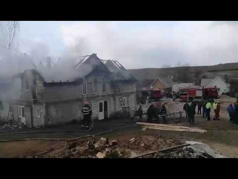 Incendiu casă la Tărpiu
