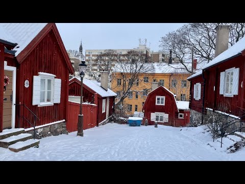 Stockholm Walks: snowy streets of Södermalm. Popular Nytorget to hidden gems of Åsöberget