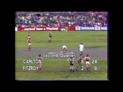 1985 Round 20 - Quarter Time - Behind the Scenes - Carlton vs Fitzroy - Sandy Roberts Bob Skilton