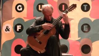 Roberto Aussel interpretando a Isaías Sávio