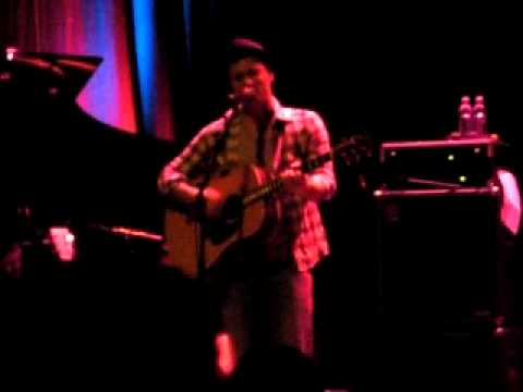 Jamie Scott ~ Runaway Train  (Unplugged ezw-Unterwerk Selnau Zürich 3.4.09)