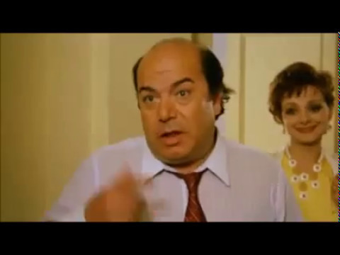 Lino banfi con i nuovi vicini e la rottura di pelle....:D