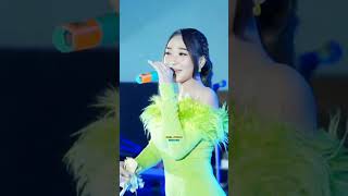 Download lagu DIFARINA INDRA - RUNTAH #shorts #difarinaindra #runtah mp3