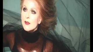 Toyah & The Humans - Sea Of Size