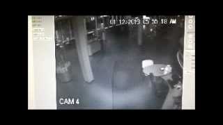preview picture of video 'Surveillance Video of Verizon Cell Phone Burglary In Palm Bay, Florida'