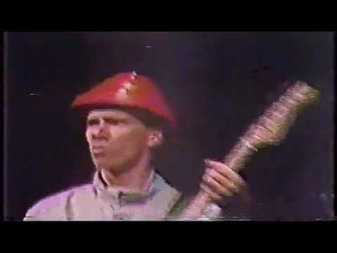 DEVO ,FREEDOM OF CHOICE, WHIP IT LIVE ,1980