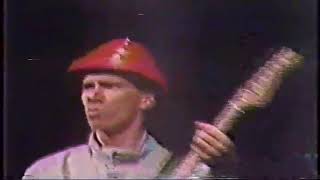 DEVO ,FREEDOM OF CHOICE, WHIP IT LIVE ,1980