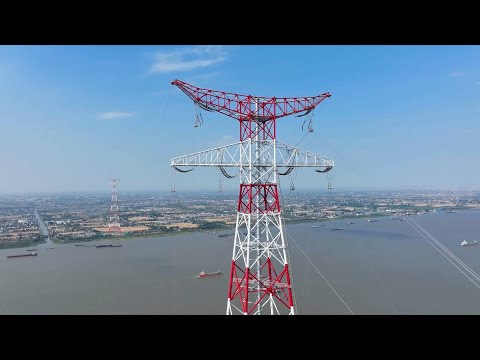 GLOBALink | World's tallest power transmission tower wired across Yangtze River