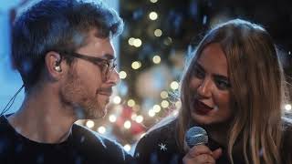 "Gisela João &amp; Justin Stanton - Santa Claus is Coming to Town" Music Video (2021)