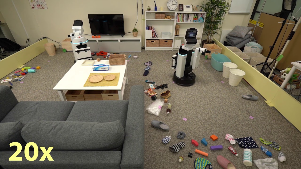 Dos formas peculiares de reducir el caos de una habitación