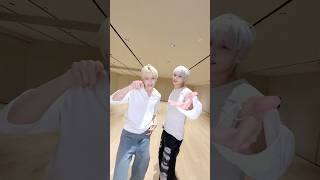 Download lagu my lil late soda pop 🥤🫧 #TXT #SOOBIN #HUENINGKAI  #KpopDemonHunters #SodaPop mp3