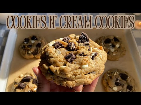 Soft Cookies n' Cream Cookies ♡ Bake With Me
