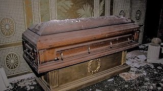 ABANDONED FUNERAL HOME WITH CASKETS/COFFINS